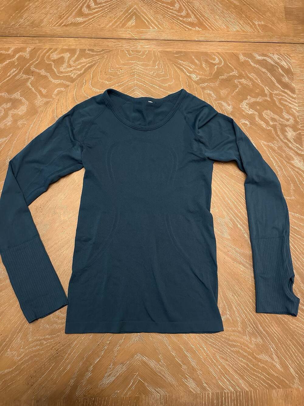 Lululemon Swiftly Tech Long-Sleeve Shirt 2.0 Dark Teal Blue SIZE 4